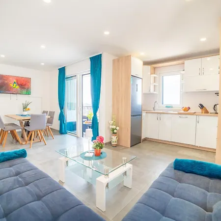 Blue Lagoon Apartment Makarska